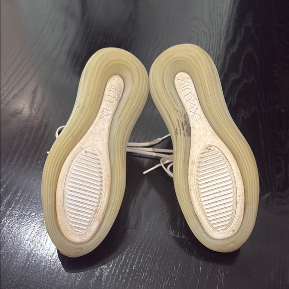 Used Nike Air Max 720 Sneakers - Picture 8 of 8